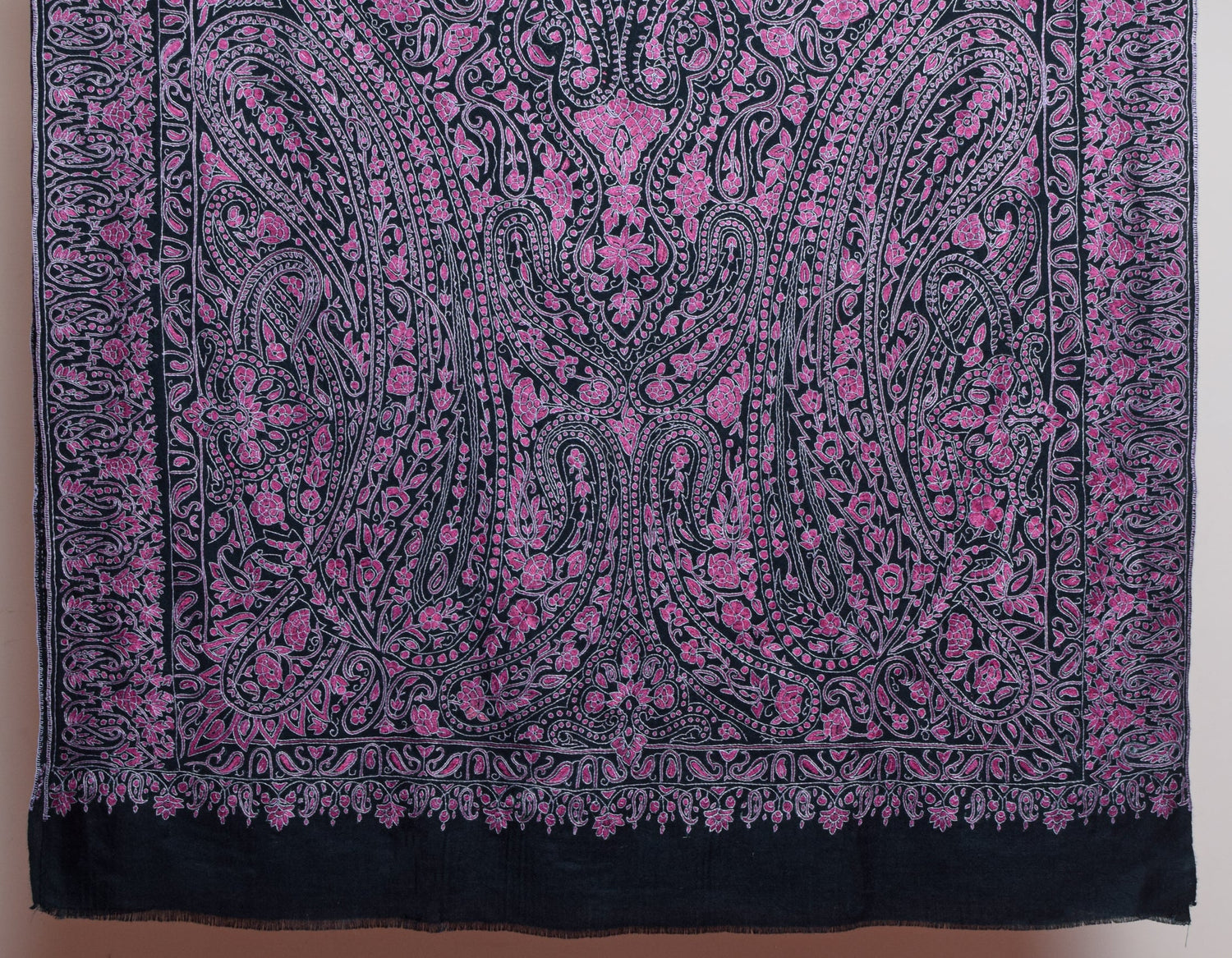 Regal Black Handwoven Sozni Jaali Embroidered Cashmere Pashmina Shawl