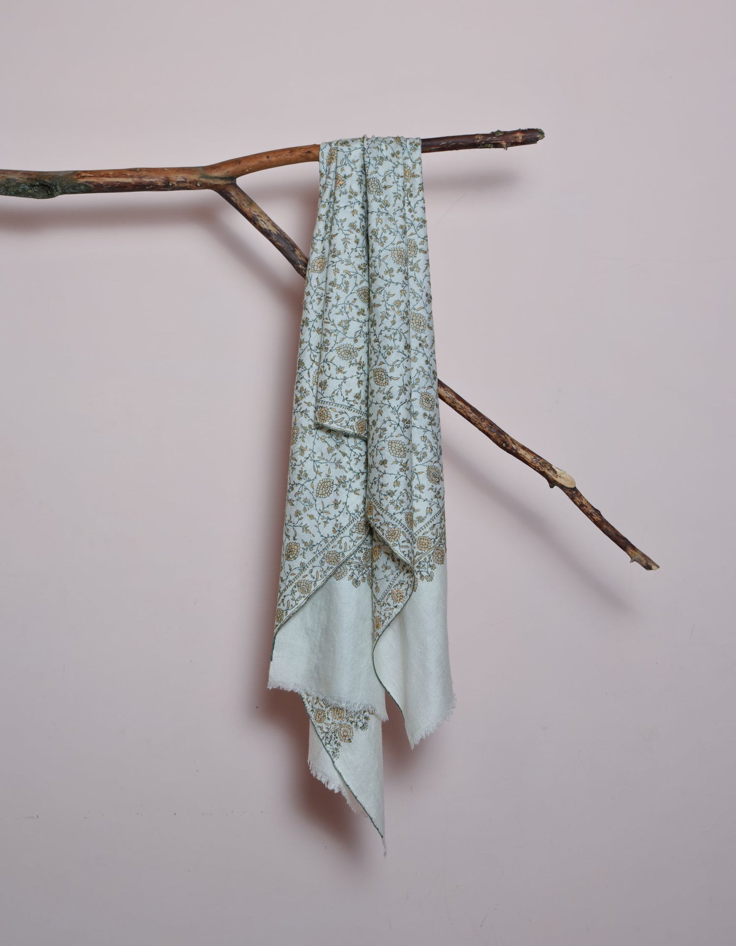 Natural Off-White Handwoven Sozni Jaali Embroidered Cashmere Pashmina Stole