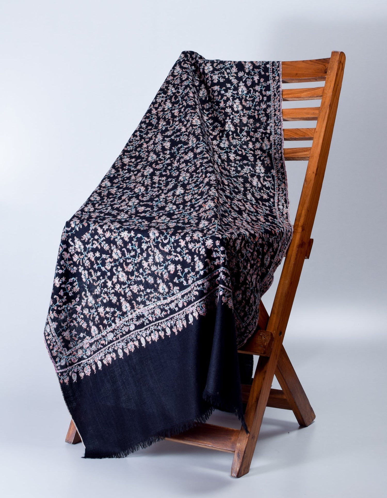 Classic Black Handwoven Coloured Sozni Jaali Embroidered Cashmere Pashmina Stole - Kashmir Box