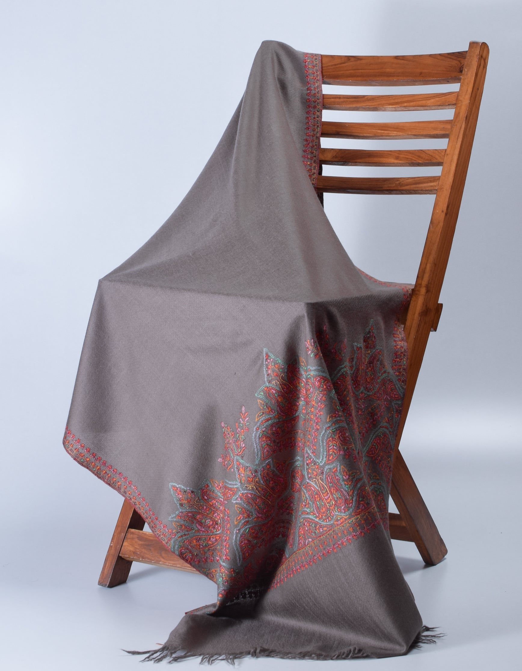 Davy Grey  Handwoven Sozni Palla Embroidered Cashmere Pashmina Stole - Kashmir Box