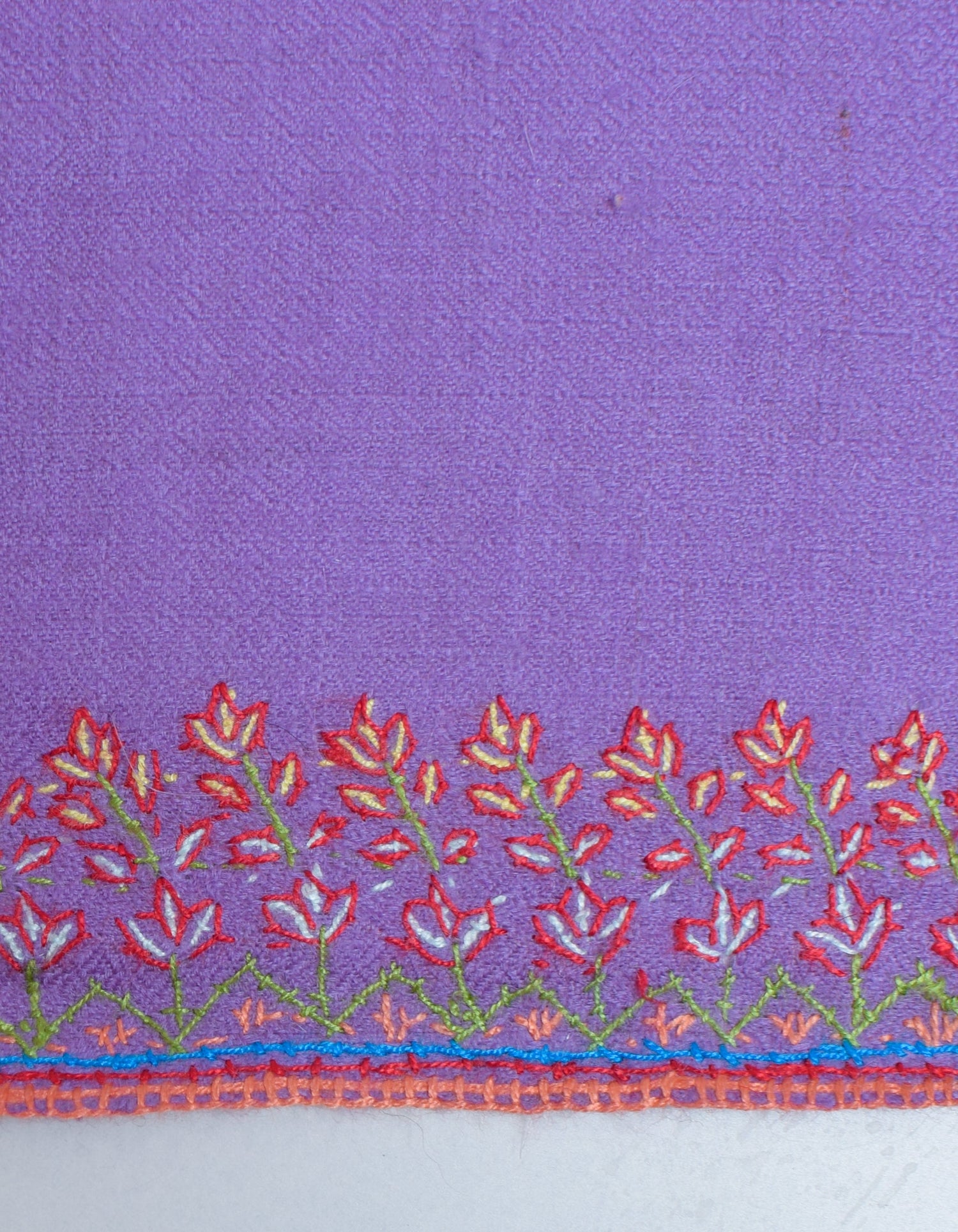 Soft Purple Handwoven Sozni Palla Embroidered Cashmere Pashmina Stole