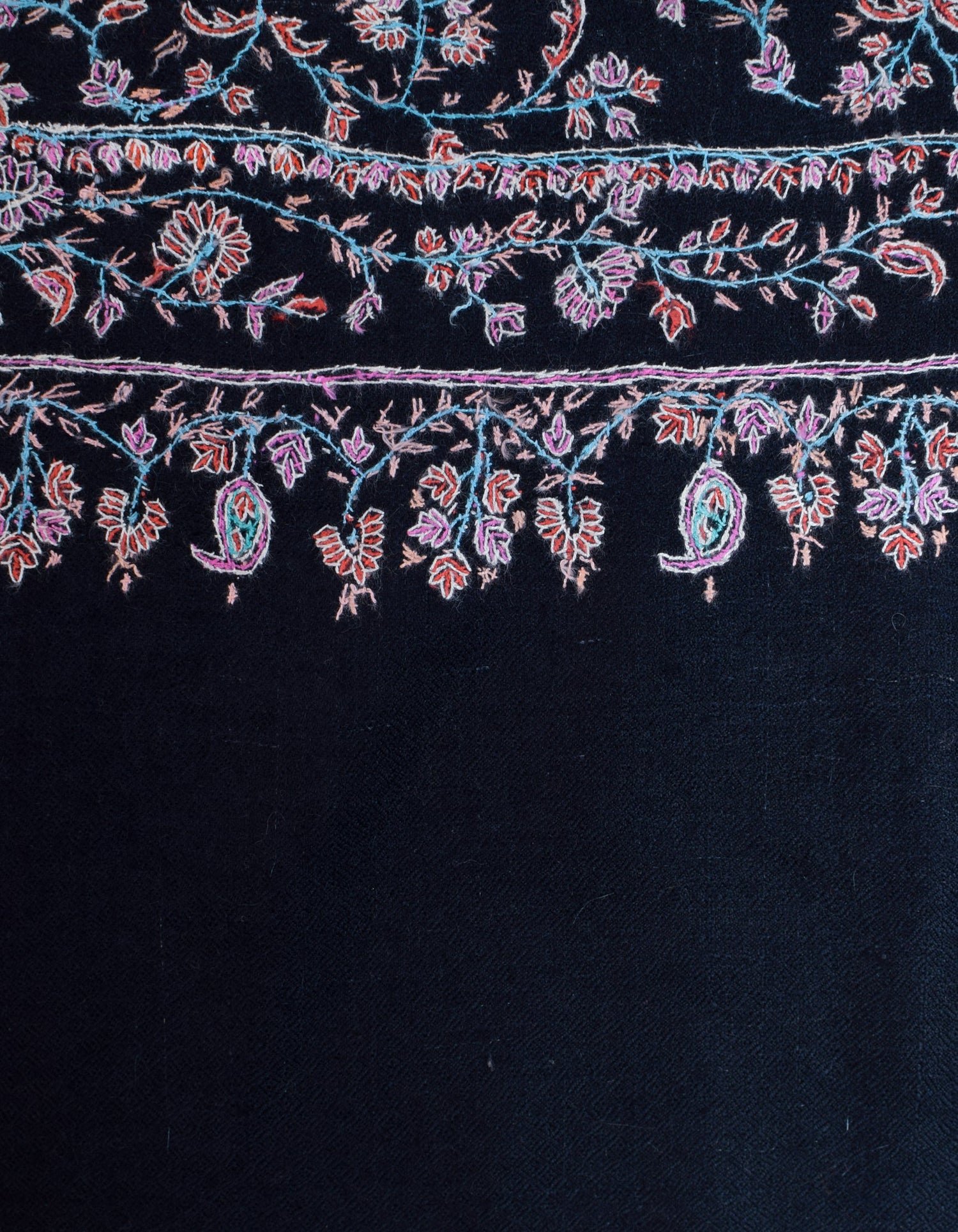 Classic Black Handwoven Coloured Sozni Jaali Embroidered Cashmere Pashmina Stole - Kashmir Box