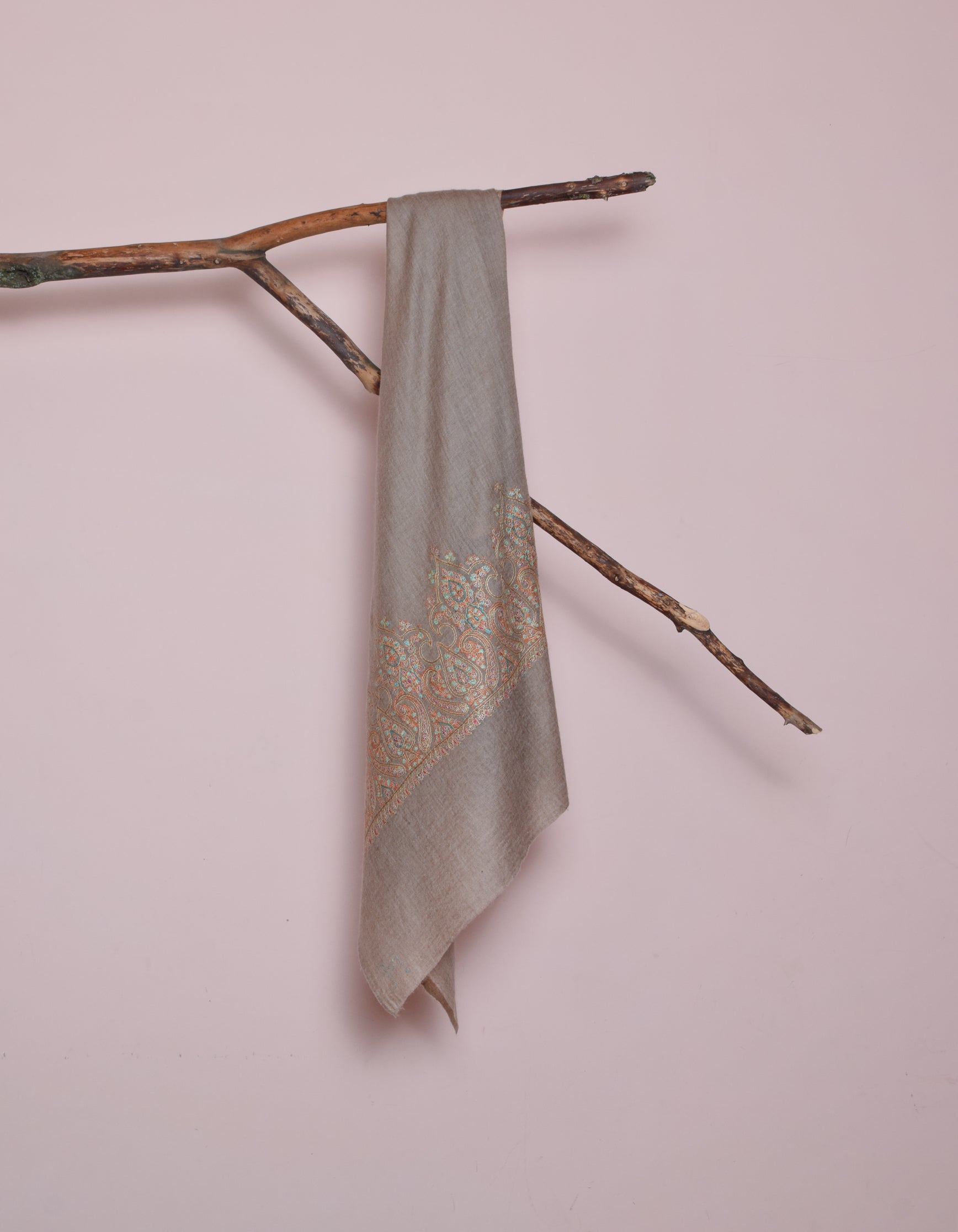 Brownish-grey Handwoven Border Palla  Embroidered Cashmere Pashmina Stole