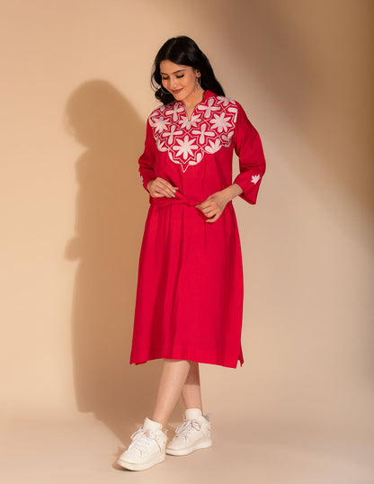 Nilofer Neck Aari Embroidered Kurti - Kashmir Box