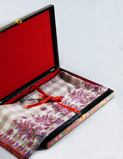 Papier-Mâché Pashmina Box — Hand-Painted Design | 30.5 cm (L) × 40.5 cm (B) × 5.5 cm (H)