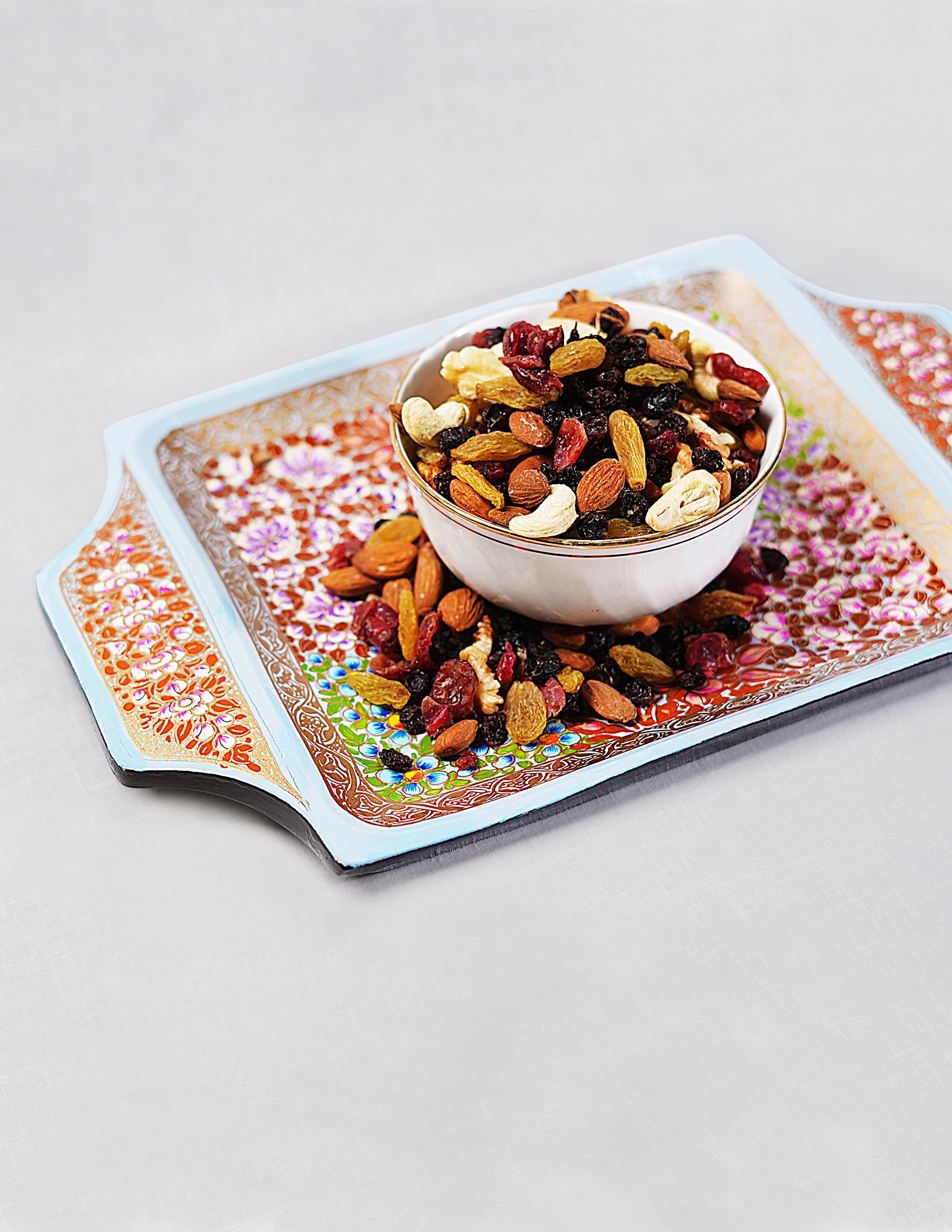 Papier-Mâché Tray with Handle — Hand-Painted Design | 19.5 cm (L) × 30.3 cm (B) × 2.5 cm (H)