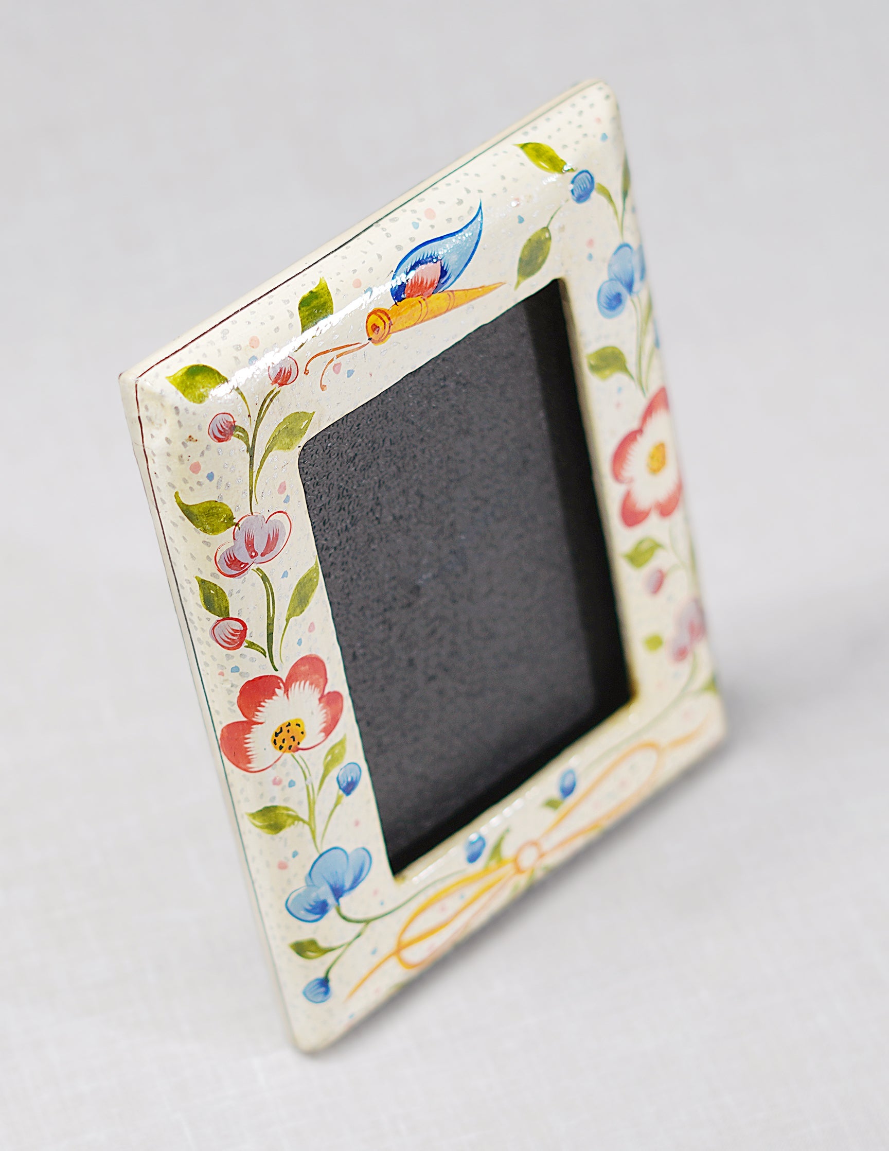 Papier-Mâché Photo Frame — Hand-Painted Design | 13 cm (L) × 10 cm (B) × 1 cm (H)
