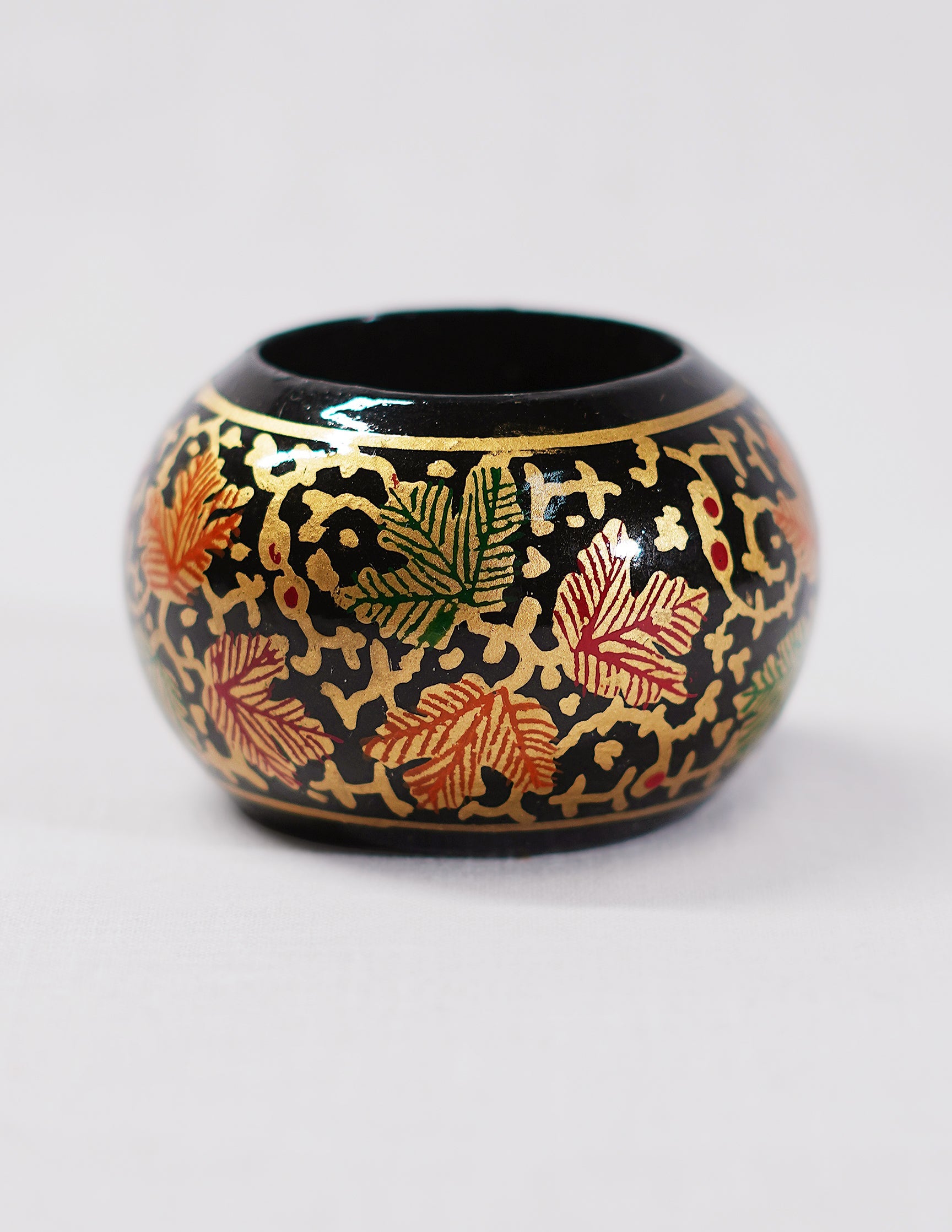 Papier-Mâché Tissue Holder — Hand-Painted Design | Ø 3.5 cm × 3.5 cm (H)