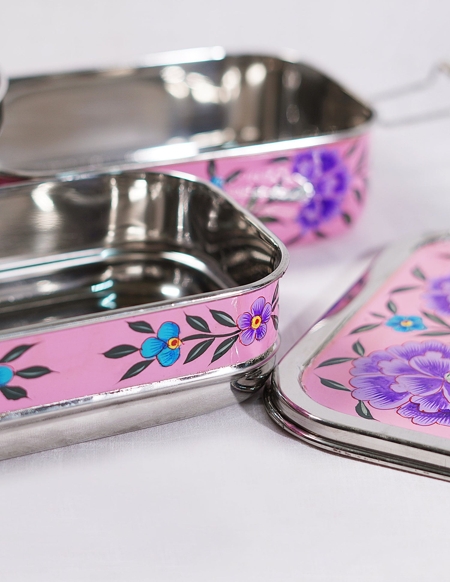 Papier-Mâché Tiffen Box — Hand-Painted Design | 11.5 cm (L) × 17.5 cm (B) × 8 cm (H)