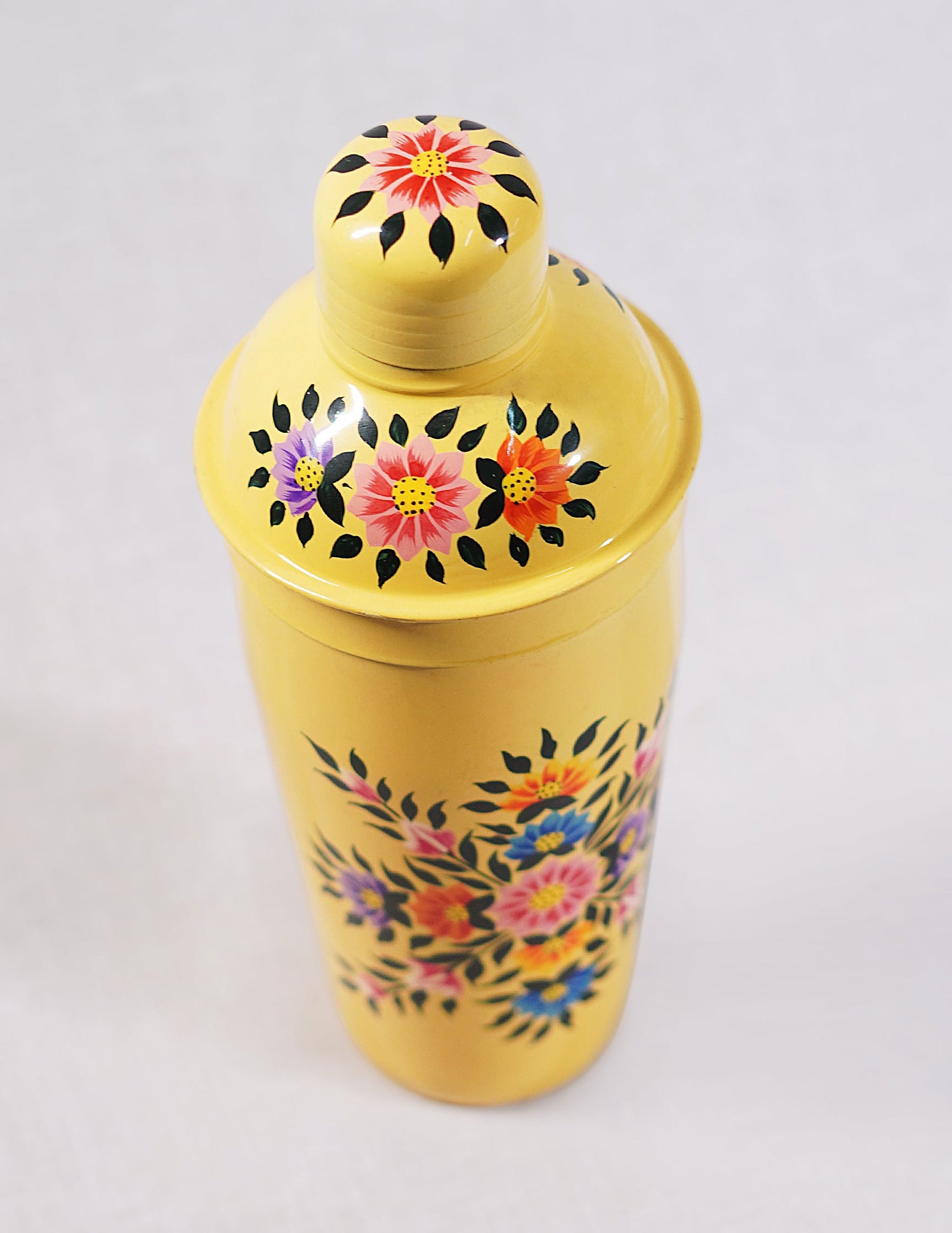 Papier-Mâché Cocktail Shaker — Hand-Painted Design | Ø 8.5 cm × 24 cm (H)