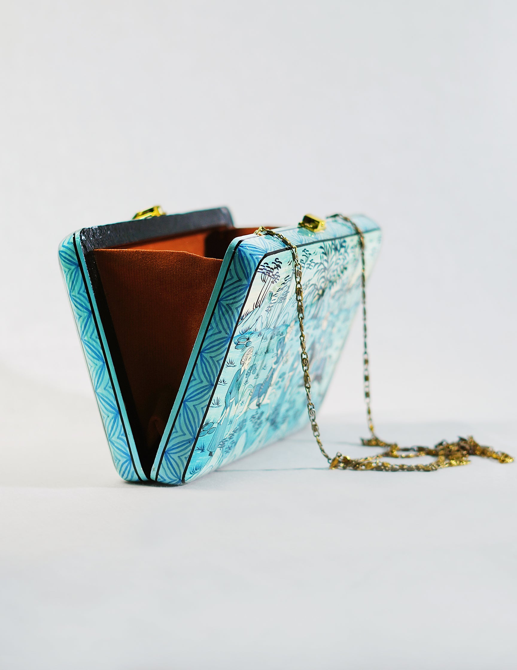 Papier-Mâché Rectangular Clutch — Hand-Painted Design | 12.5 cm (L) × 20 cm (B) × 3.5 cm (H)