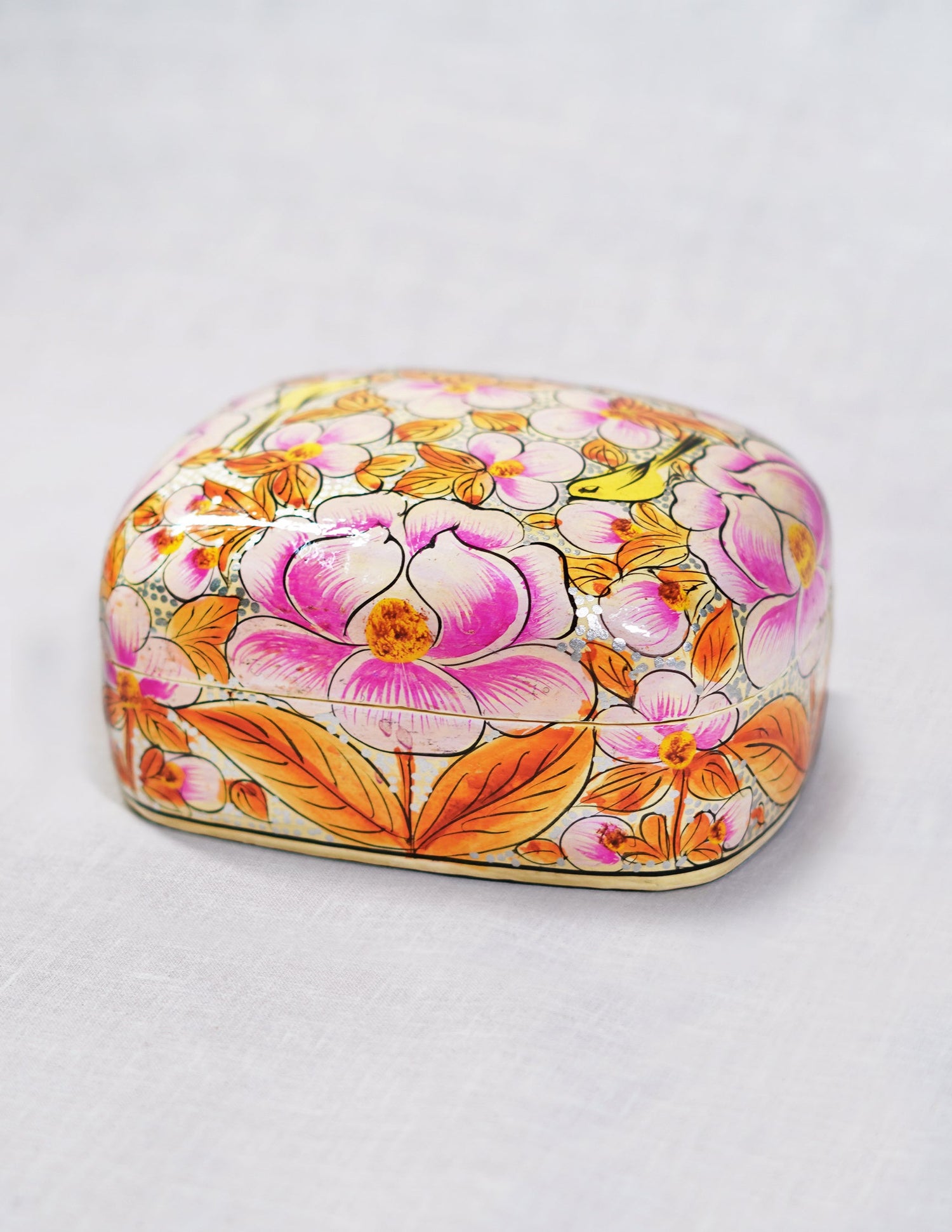 Papier-Mâché Trinket Box — Hand-Painted Design | 9.25 cm (L) × 12 cm (B) × 5.5 cm (H)