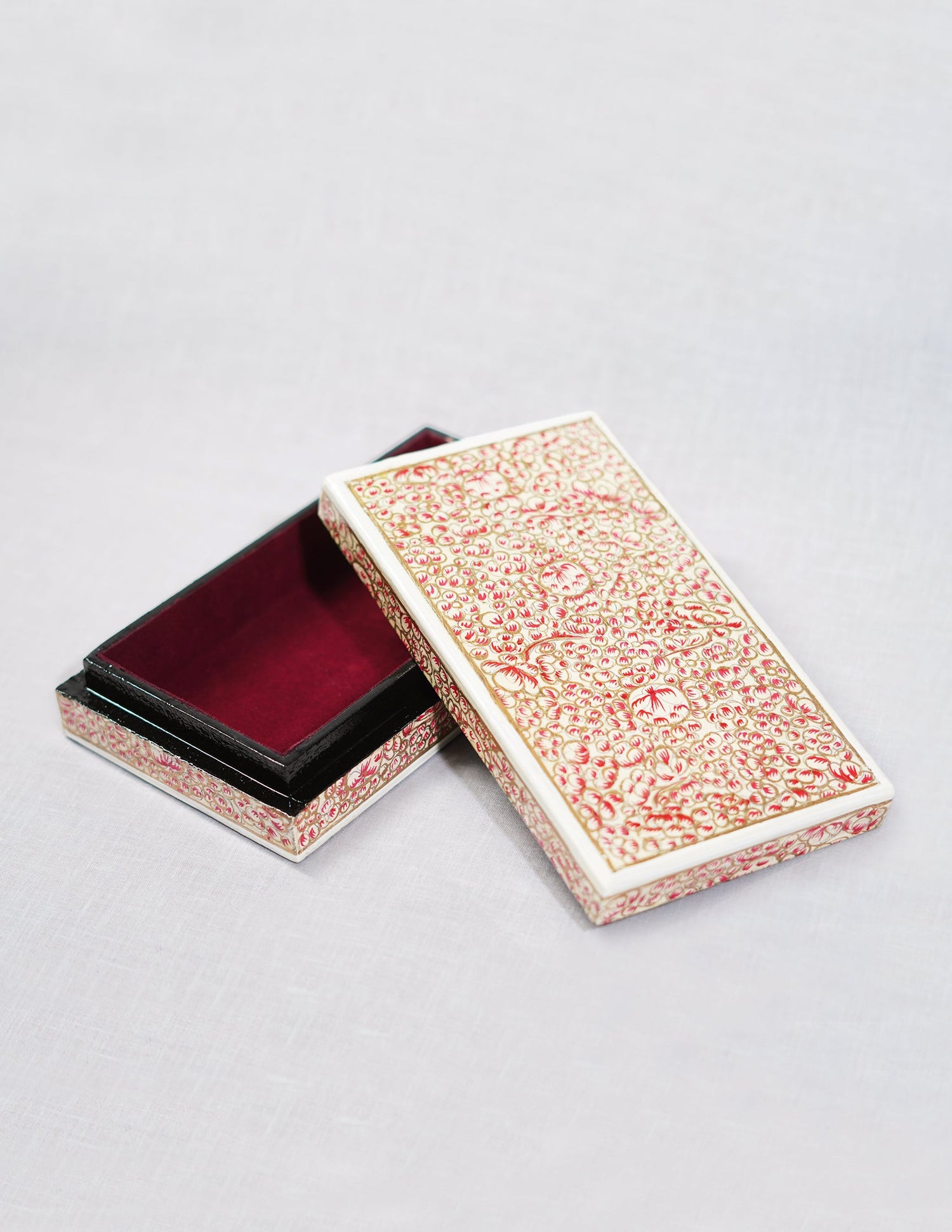 Papier-Mâché Flat Box — Hand-Painted Design | 10 cm (L) × 17.5 cm (B) × 3.5 cm (H)