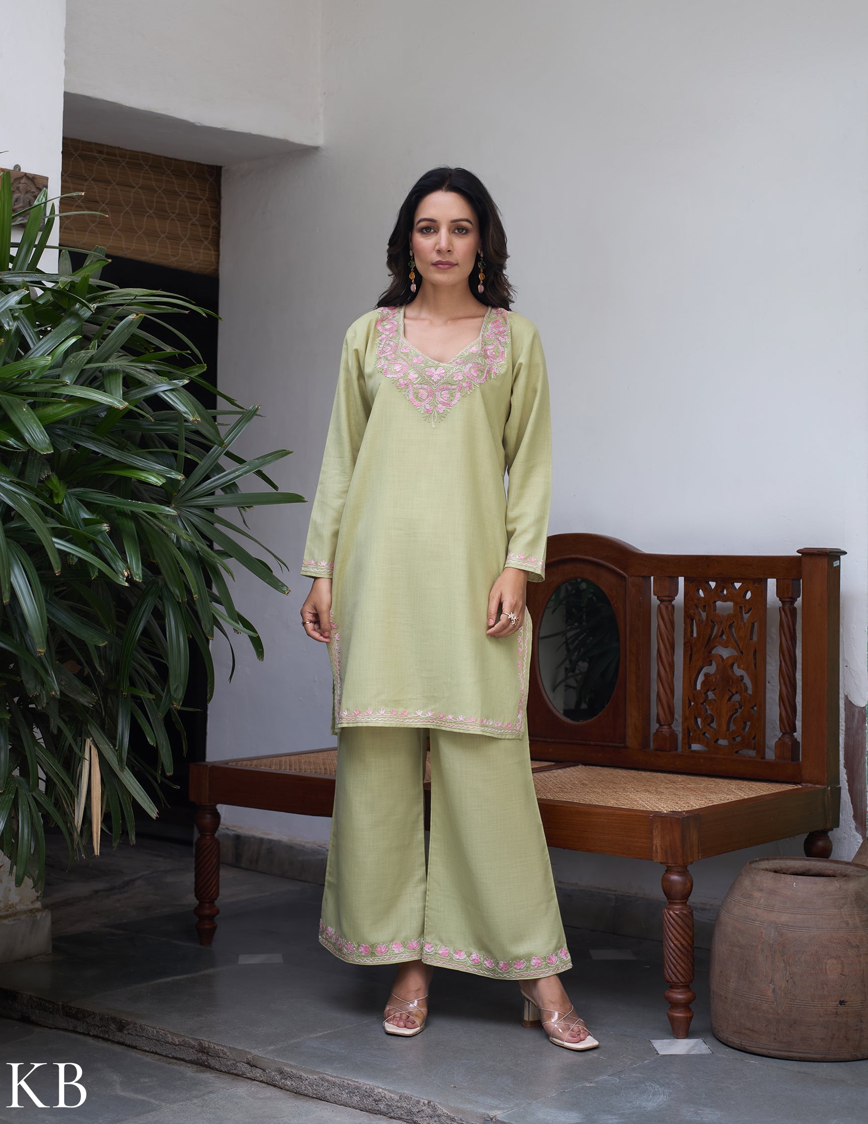 Nigeen Kashmiri Aari Light Green Co-ord Set