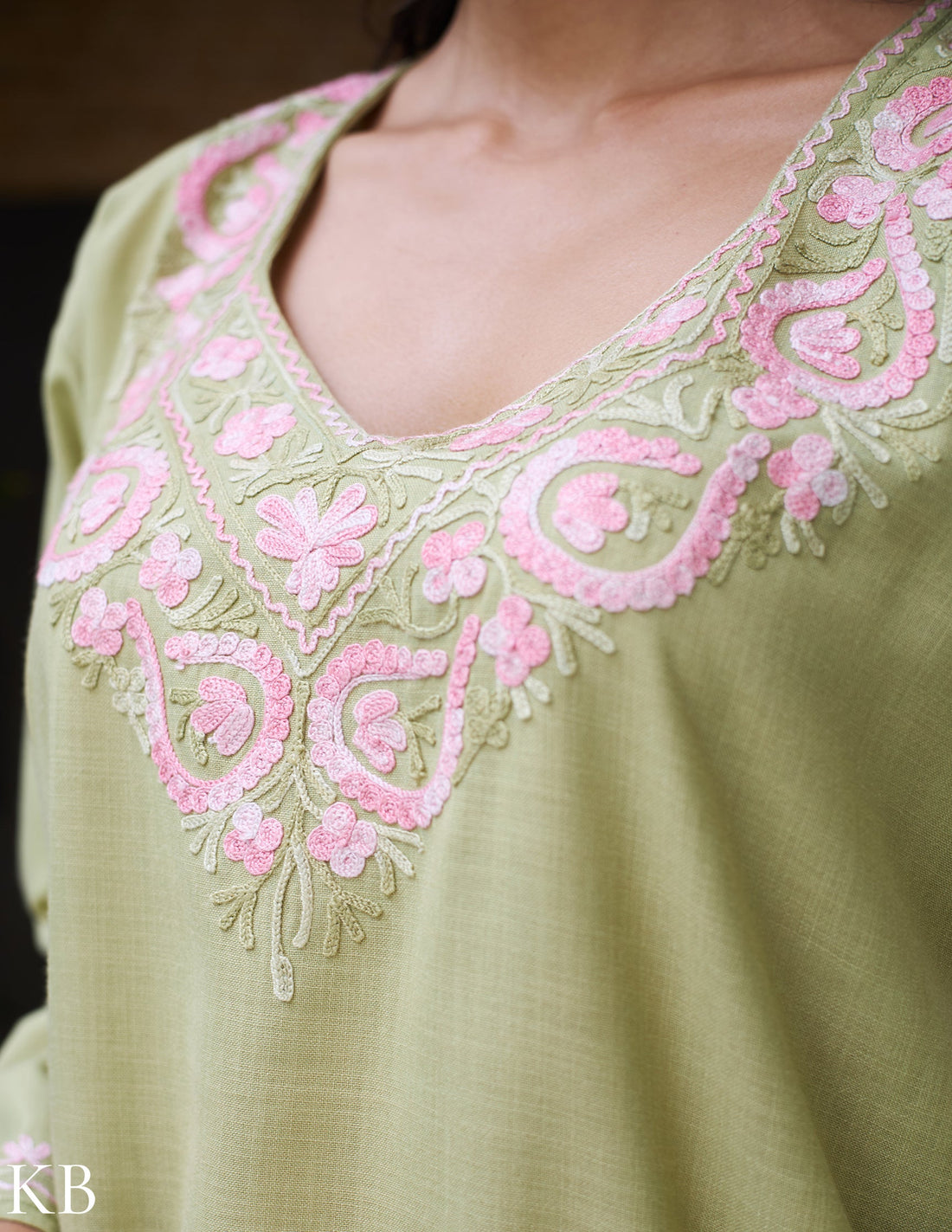 Nigeen Kashmiri Aari Light Green Co-ord Set - Kashmir Box