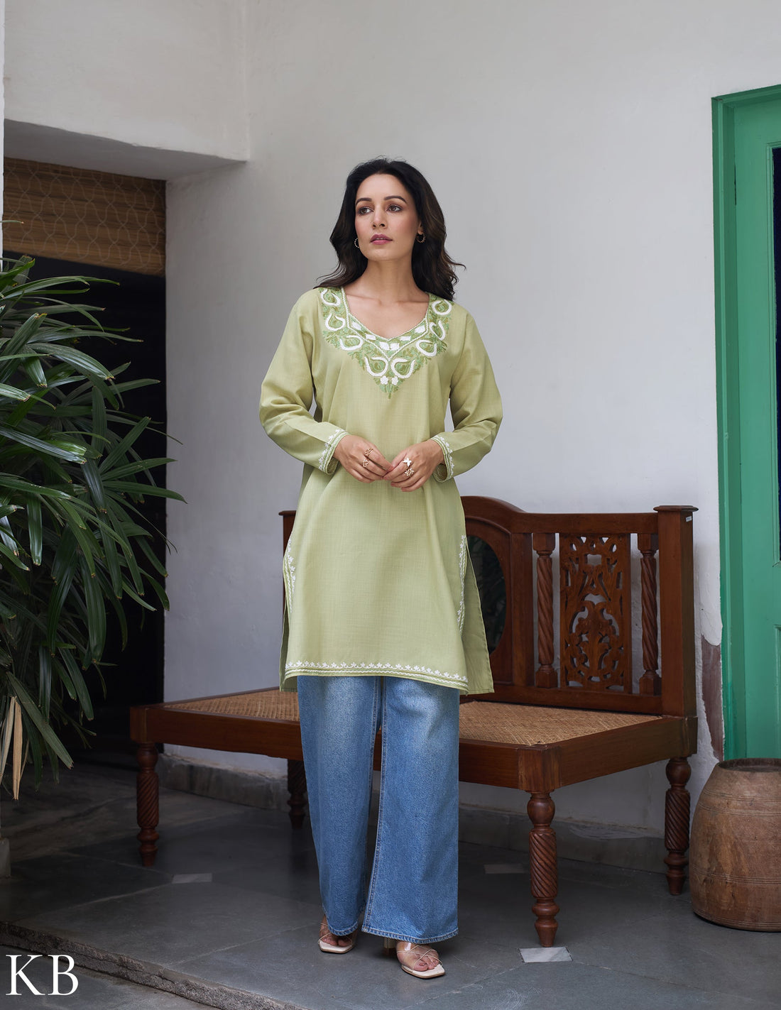 Nigeen Kashmiri Aari Light Green Kurti - Kashmir Box