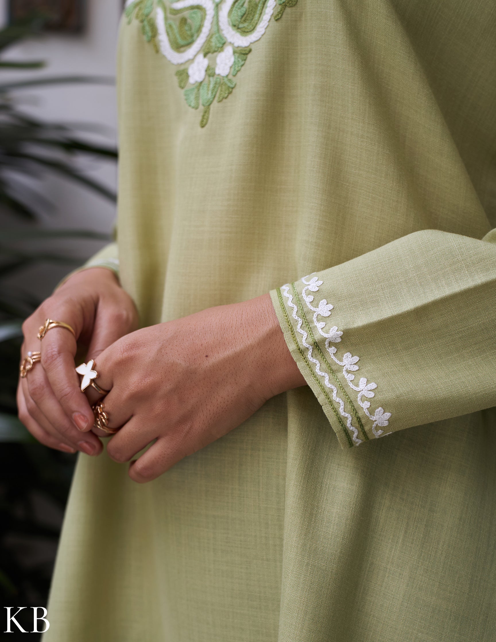 Nigeen Kashmiri Aari Light Green Kurti - Kashmir Box