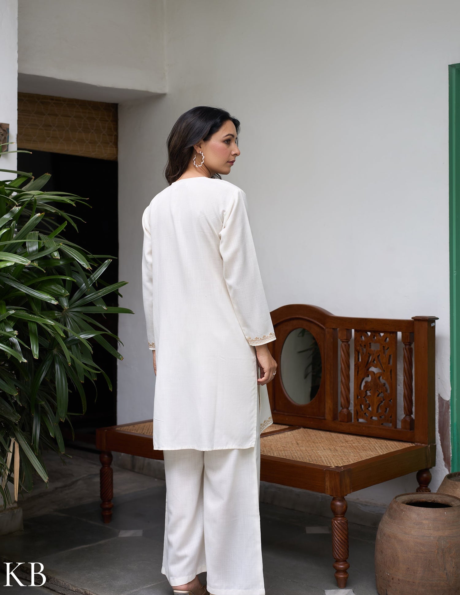 Nigeen Aari Embroidered Off-white Co-ord Set