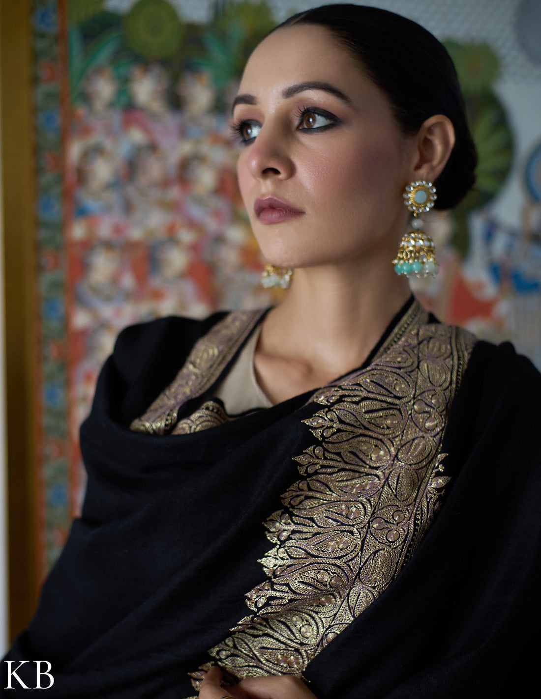 Classic Black Handwoven Tilla Paisley Embroidered Palladaar Pashmina Shawl