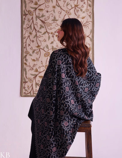 Kashmiri Handwoven Pashmina Jaali Sozni Shawl – Black | Handwoven Heritage