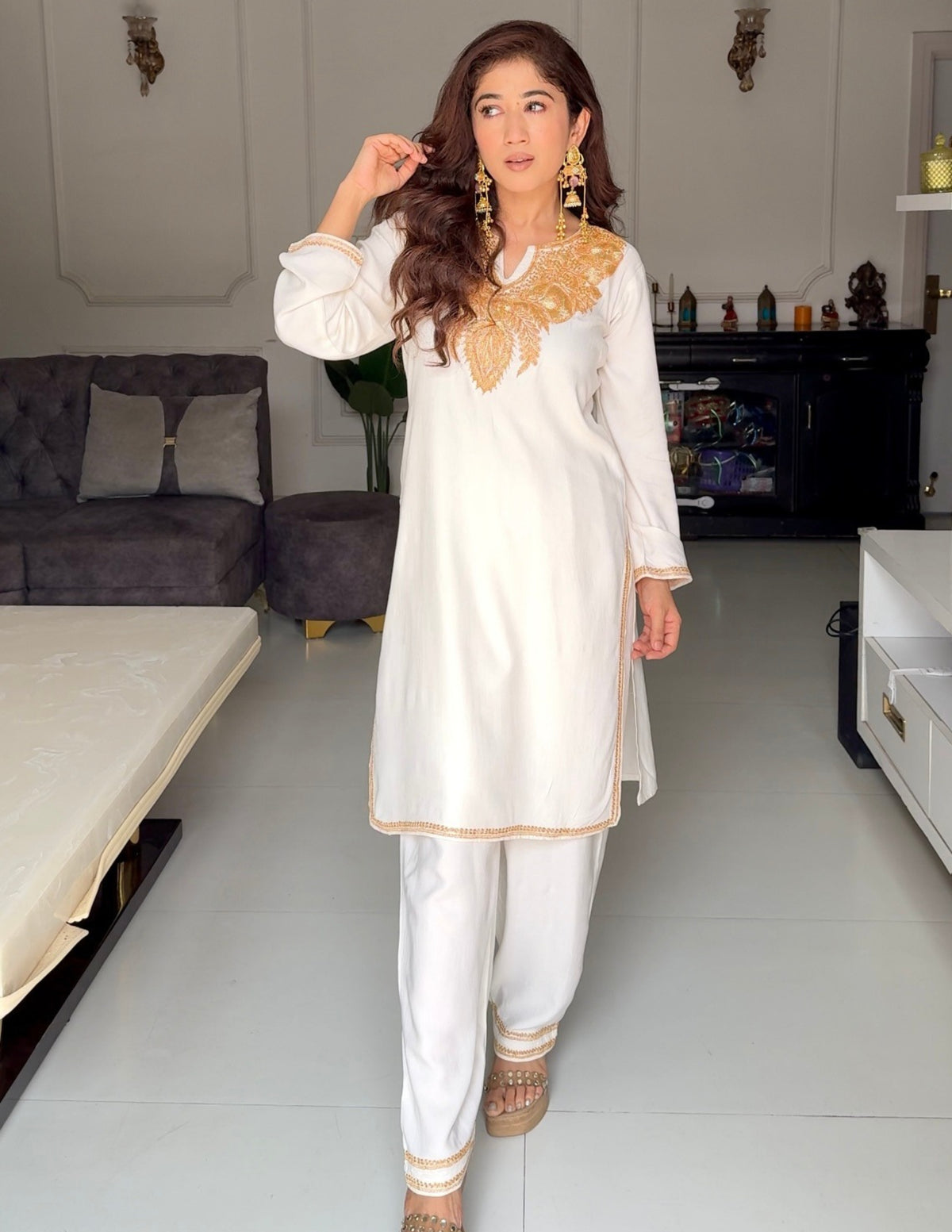 Kashmiri Golden Boti Tilla Embroidered Woollen Coordset – White | Handcrafted Heritage