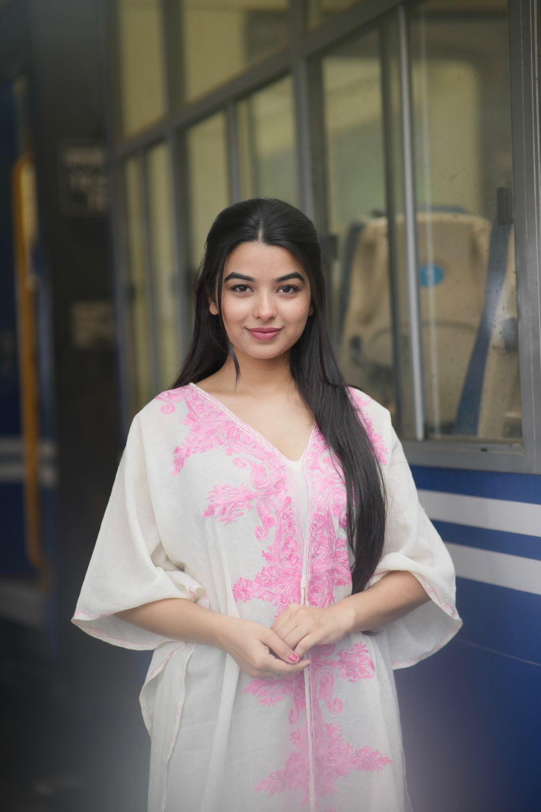 White Aari Embellished Summer Cotton Kaftan - Kashmir Box